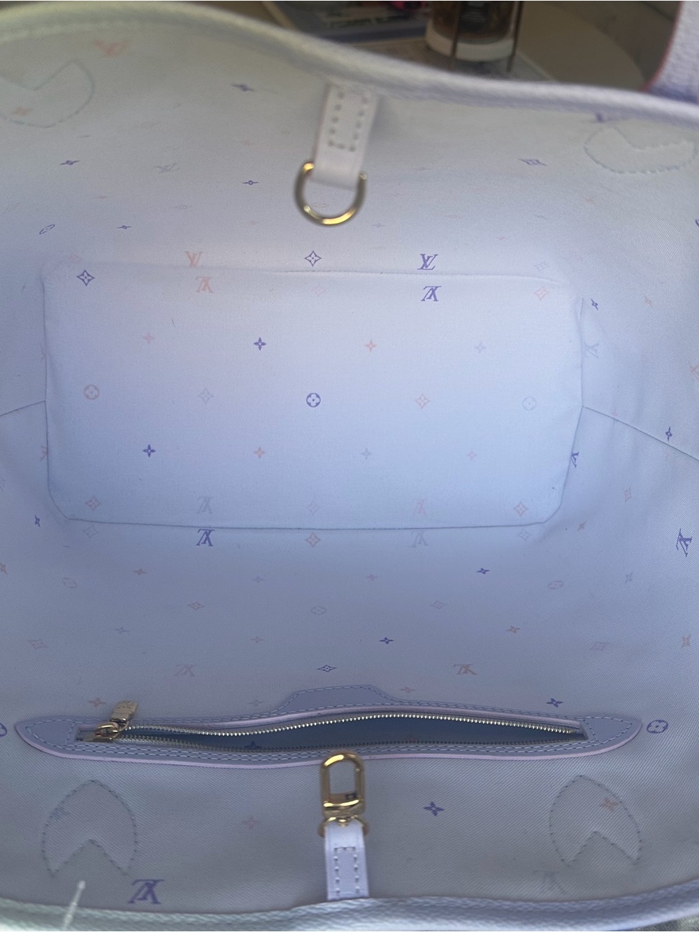 Louis Vuitton Sunrise Pastel Neverfull Tote - Picture 10 of 12
